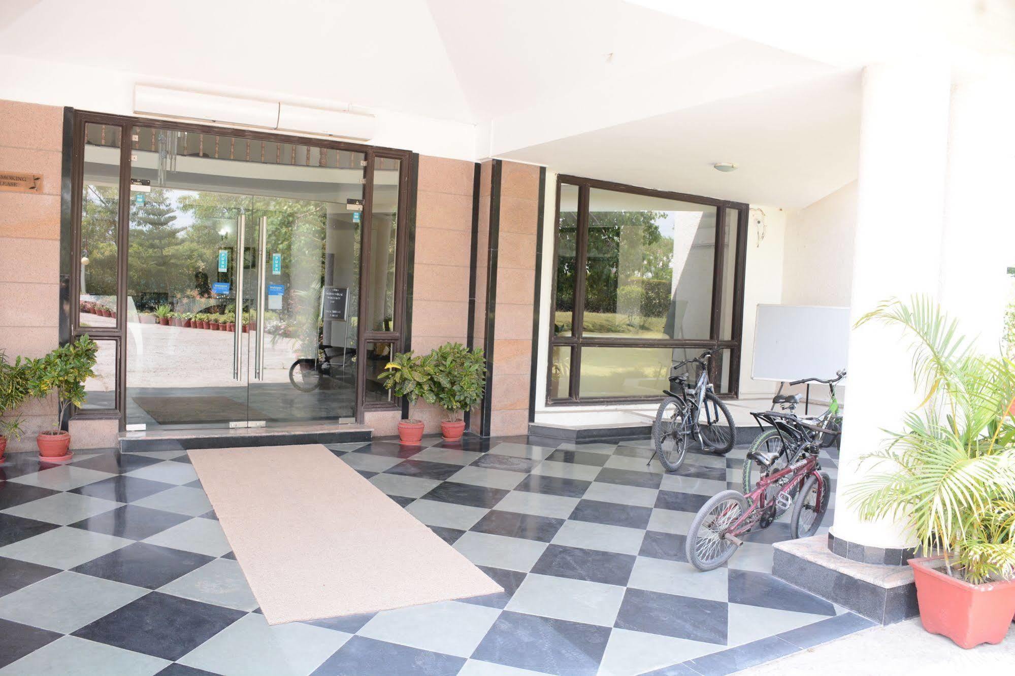 Naturoville Ayurvedic And Yoga Retreat Hotel Rishikesh Luaran gambar