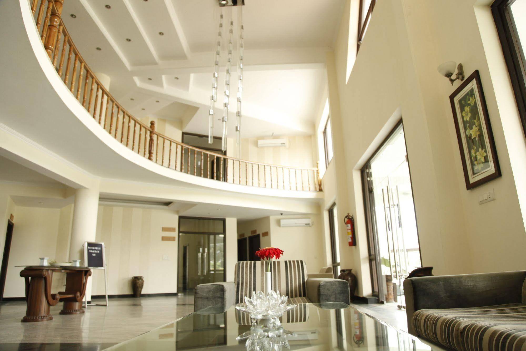 Naturoville Ayurvedic And Yoga Retreat Hotel Rishikesh Luaran gambar