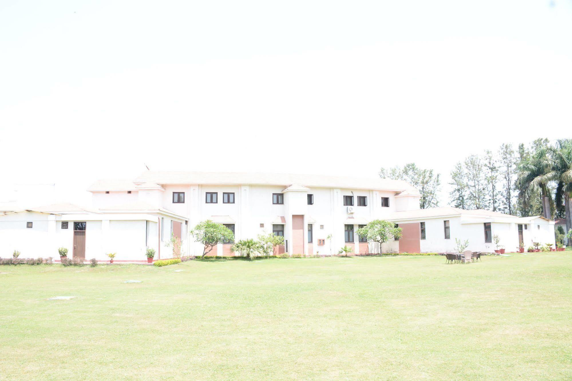 Naturoville Ayurvedic And Yoga Retreat Hotel Rishikesh Luaran gambar