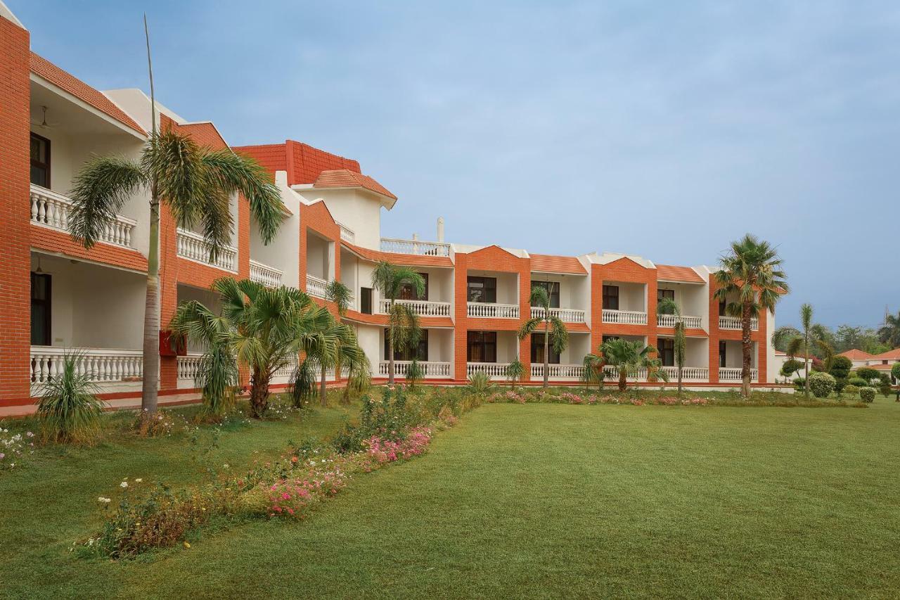 Naturoville Ayurvedic And Yoga Retreat Hotel Rishikesh Luaran gambar